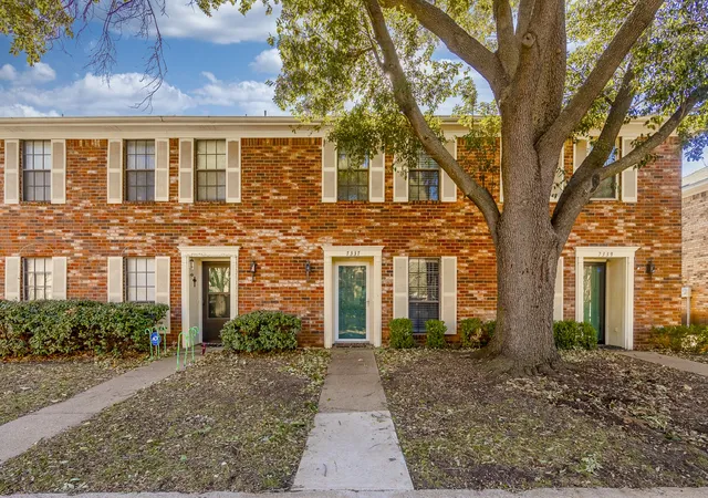 Photo 1 of Townhouse for sale at 7337 Kingswood Cir, Fort Worth, TX 76133 | MLS# 21362753 | Listing updated on 2026-08-18