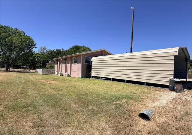 Photo 3 of Single family home for sale at 230 Treasure Beach, Comanche, TX 76442 | MLS# 21362678 | Listing updated on 2026-09-23