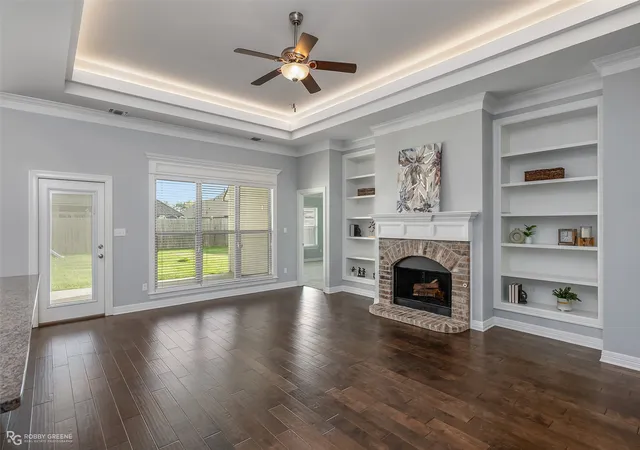Photo 2 of Single family home for sale at 617 Labarre Ln, Bossier City, LA 71111 | MLS# 21362779 | Listing updated on 2026-08-18