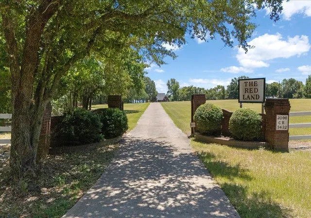 Photo 3 of House for sale at 2096 County Road 3432, Bullard, TX 75757 | MLS# 21362780 | Listing updated on 2026-08-18