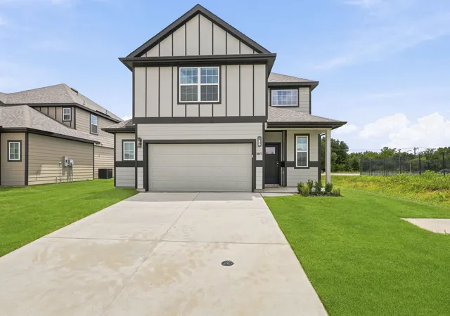 Photo 1 of Single family home for sale at 8017 Charlestown Ln, Fort Worth, TX 76140 | MLS# 21362803 | Listing updated on 2026-08-25