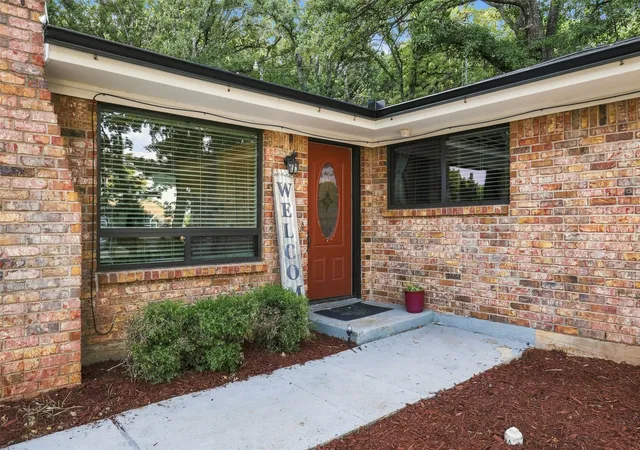 Photo 3 of Single family home for sale at 247 Don St, Pottsboro, TX 75076 | MLS# 21359924 | Listing updated on 2026-10-04