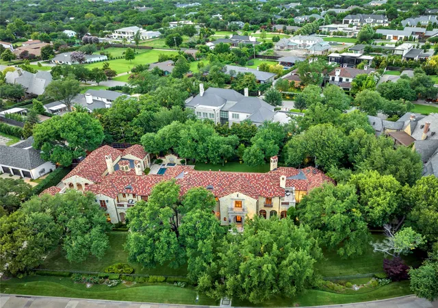Photo 2 of Mansion for sale at 5335 Meaders Ln, Dallas, TX 75229 | MLS# 21362112 | Listing updated on 2026-08-20