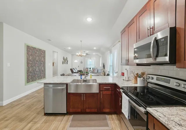 Photo 3 of Single family home for sale at 2409 Ross Ave, Fort Worth, TX 76164 | MLS# 21361083 | Listing updated on 2026-10-06