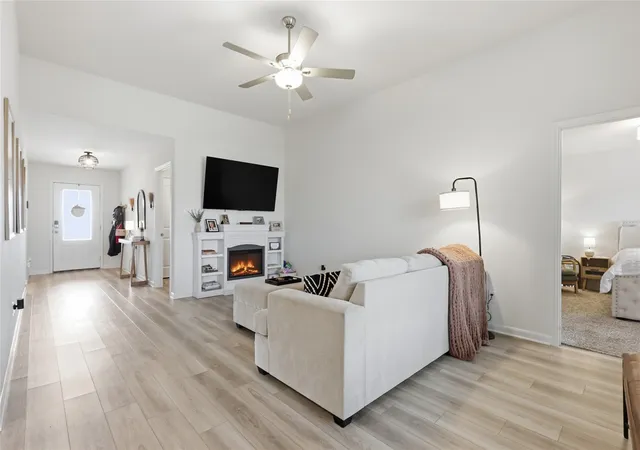 Photo 2 of Single family home for sale at 916 American Flyer Blvd, Fort Worth, TX 76108 | MLS# 21362621 | Listing updated on 2026-08-19