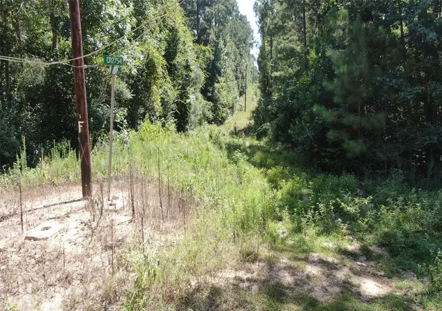 Sale Pending at 2747 Road 2748, Cleveland, TX 77327 | MLS# 21362957 | Listing updated on 2026-09-04