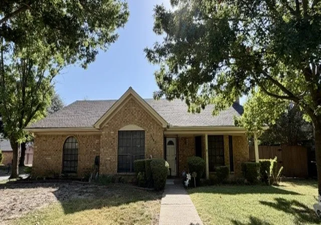 Photo 3 of Single family home for sale at 5540 Misty Meadows Dr, North Richland Hills, TX 76180 | MLS# 21360594 | Listing updated on 2026-09-24