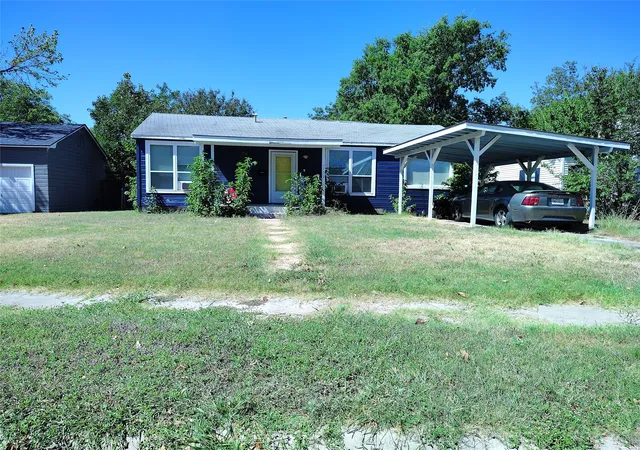 Photo 1 of Single family home for sale at 2709 Elizabeth Dr, Brownwood, TX 76801 | MLS# 21363001 | Listing updated on 2026-08-19