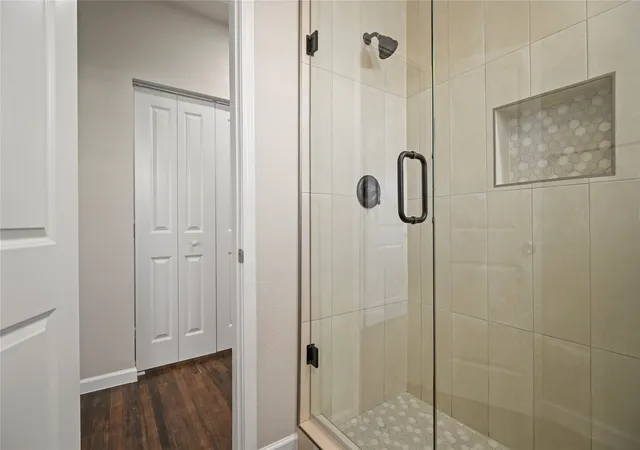 Photo 3 of Single family home for sale at 820 W College St, Sherman, TX 75092 | MLS# 21363033 | Listing updated on 2026-10-04