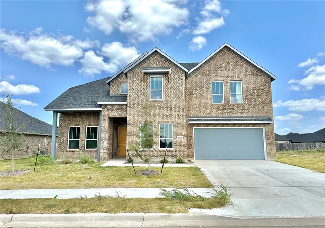 Photo 1 of Single family home for sale at 2112 Bankside Ln, Lorena, TX 76655 | MLS# 21362257 | Listing updated on 2026-10-07