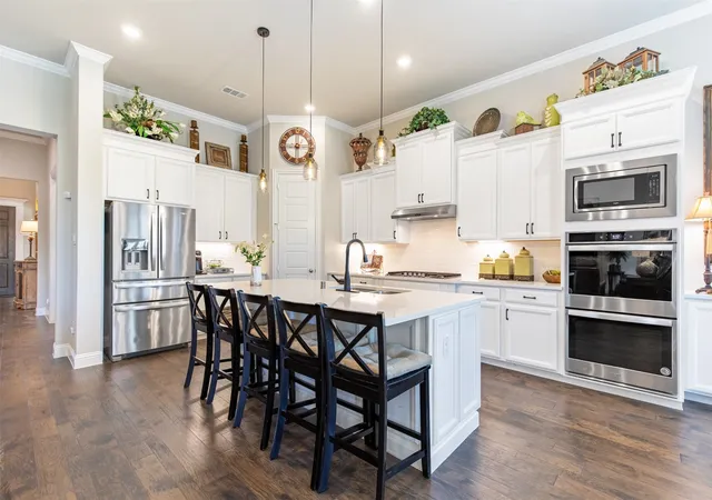 Photo 3 of Single family home for sale at 1101 10Th St, Argyle, TX 76226 | MLS# 21357887 | Listing updated on 2026-10-08