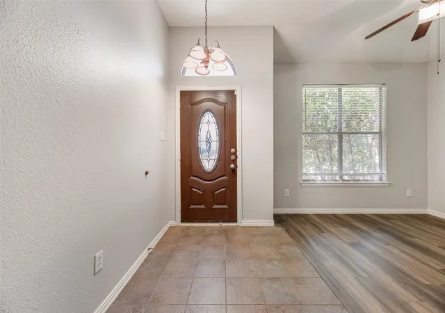 Photo 4 of Single family home for sale at 8806 Oakwood Ln, Frisco, TX 75035 | MLS# 21363070 | Listing updated on 2026-10-08