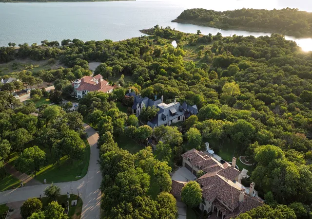 Photo 3 of Mansion for sale at 2005 Bayshore Dr, Flower Mound, TX 75022 | MLS# 21357065 | Listing updated on 2026-08-31