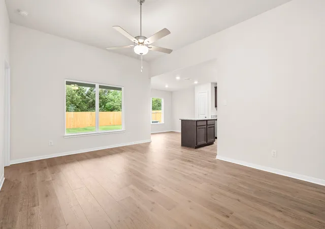 Photo 1 of Sale Pending at 223 North Island Dr, Terrell, TX 75160 | MLS# 21363086 | Listing updated on 2026-09-04