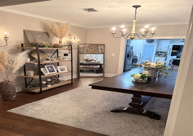 Photo 4 of Single family home for sale at 3862 Fairfield Ave, Shreveport, LA 71106 | MLS# 21361379 | Listing updated on 2026-08-29