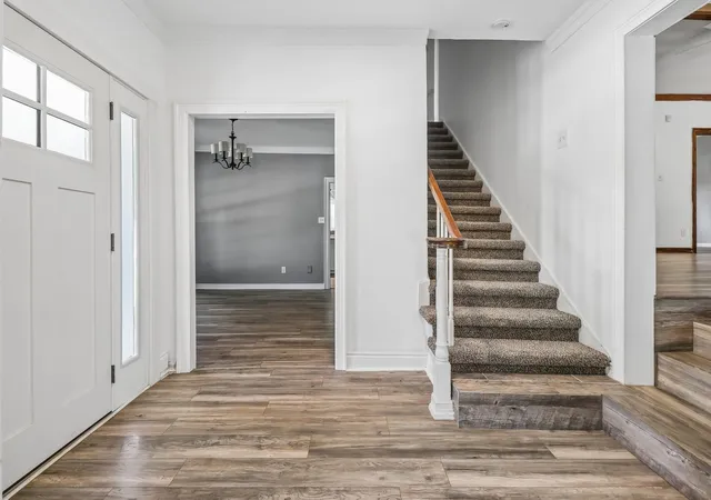 Photo 2 of Single family home for sale at 3108 Wingren Rd, Irving, TX 75062 | MLS# 21359027 | Listing updated on 2026-08-19