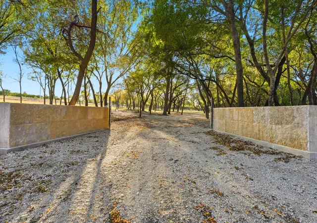Photo 2 of Land for sale at 2401 Bear Creek Rd, Aledo, TX 76008 | MLS# 21357106 | Listing updated on 2026-08-19