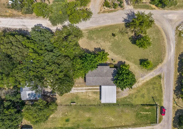 Photo 3 of Sale Pending at 1510 Stanford Ct, Denton, TX 76210 | MLS# 21349462 | Listing updated on 2026-08-29
