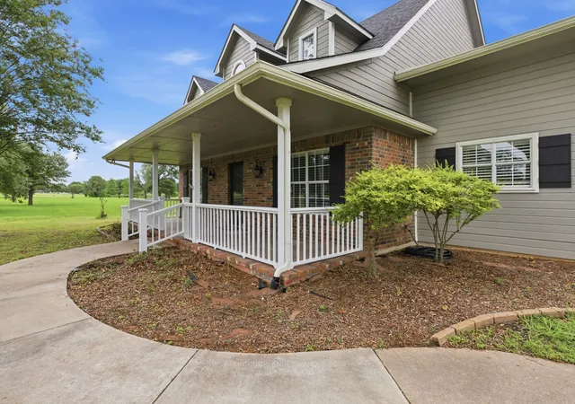Photo 3 of Single family home for sale at 249 Private Road 5940, Emory, TX 75440 | MLS# 21363250 | Listing updated on 2026-09-25