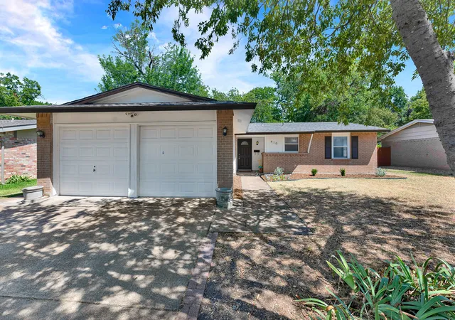 Photo 1 of Single family home for sale at 410 Melrose Dr, Richardson, TX 75080 | MLS# 21361543 | Listing updated on 2026-08-23