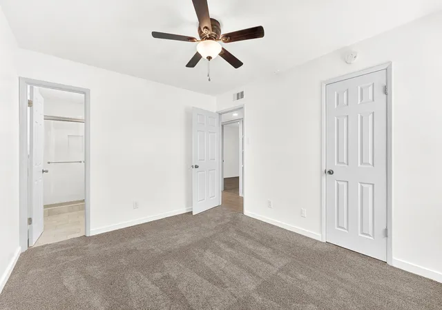 Photo 3 of Single family home for sale at 410 Melrose Dr, Richardson, TX 75080 | MLS# 21361543 | Listing updated on 2026-08-23