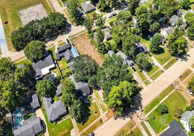 Photo 3 of Land for sale at 465 Ockley Dr, Shreveport, LA 71105 | MLS# 21360309 | Listing updated on 2026-08-19