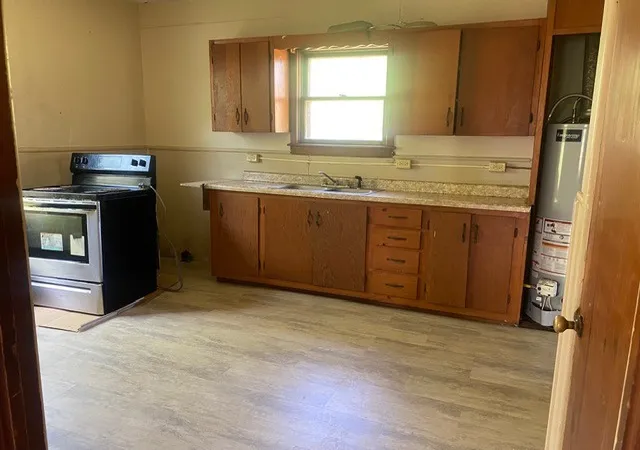 Photo 4 of Single family home for sale at 614 2Nd St, Kerens, TX 75144 | MLS# 21363325 | Listing updated on 2026-08-19