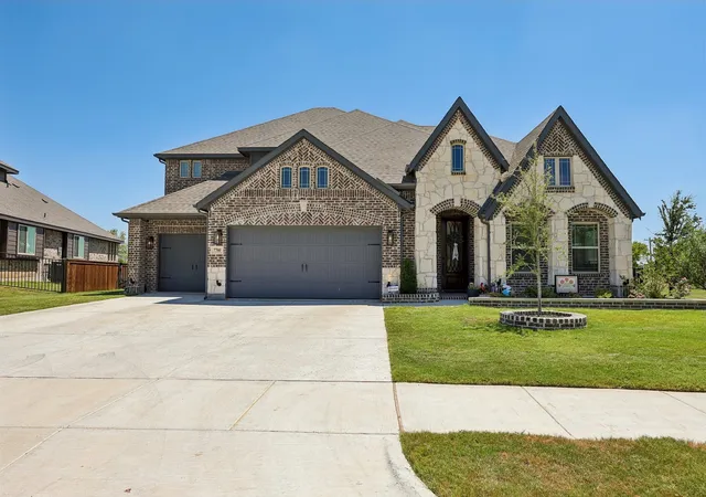 Photo 1 of Single family home for sale at 7700 Sunspray St, Joshua, TX 76058 | MLS# 21360068 | Listing updated on 2026-08-31