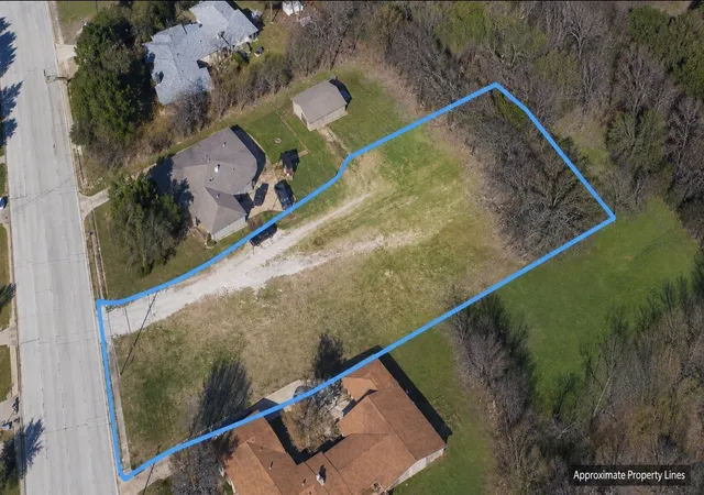 Photo 1 of Land for sale at 7718 S Lancaster Rd, Dallas, TX 75241 | MLS# 21363348 | Listing updated on 2026-08-24