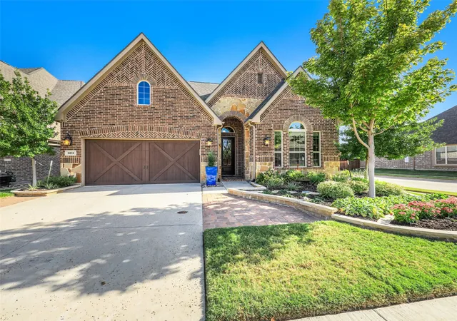 Photo 1 of Single family home for sale at 3613 Smith Ln, Flower Mound, TX 75028 | MLS# 21357900 | Listing updated on 2026-10-07