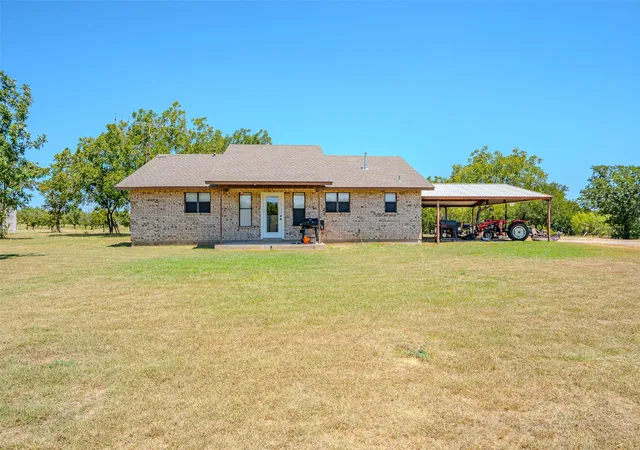 Photo 1 of Single family home for sale at 600 County Road 427, De Leon, TX 76444 | MLS# 21355251 | Listing updated on 2026-08-31