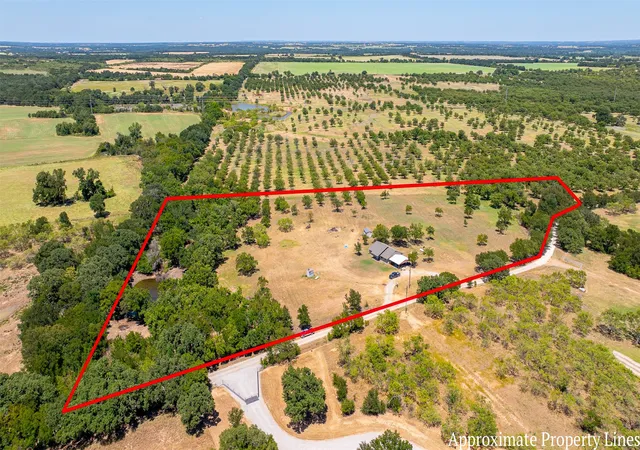 Photo 2 of Single family home for sale at 600 County Road 427, De Leon, TX 76444 | MLS# 21355251 | Listing updated on 2026-08-31