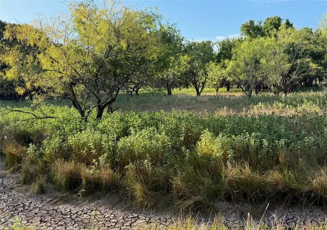 Photo 1 of Land for sale at 3930 Crestridge Dr, Brownwood, TX 76801 | MLS# 21362696 | Listing updated on 2026-08-19