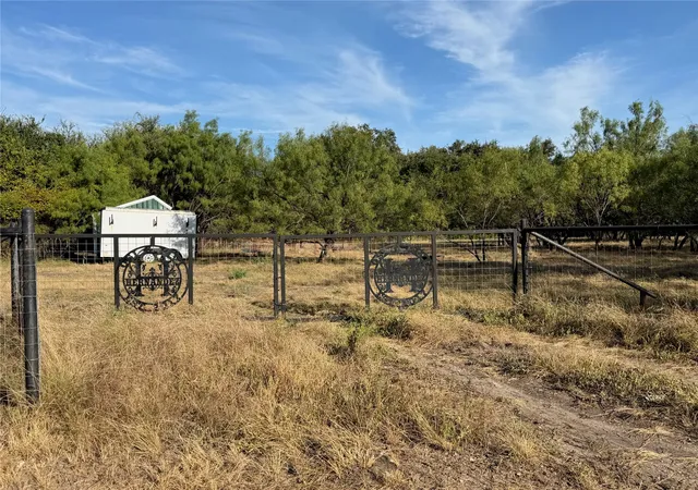 Photo 2 of Land for sale at 3930 Crestridge Dr, Brownwood, TX 76801 | MLS# 21362696 | Listing updated on 2026-08-19