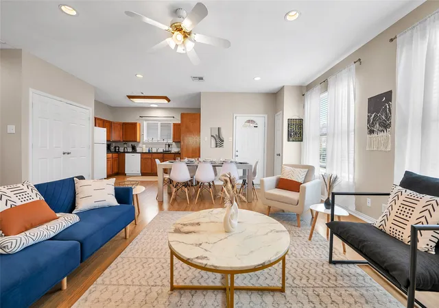 Photo 4 of House for sale at 1425 James Ave, Waco, TX 76706 | MLS# 21360543 | Listing updated on 2026-08-19