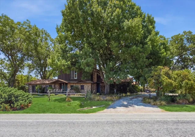 Photo 2 of Single family home for sale at 6221 Hwy 8, Desdemona, TX 76445 | MLS# 21363501 | Listing updated on 2026-10-01