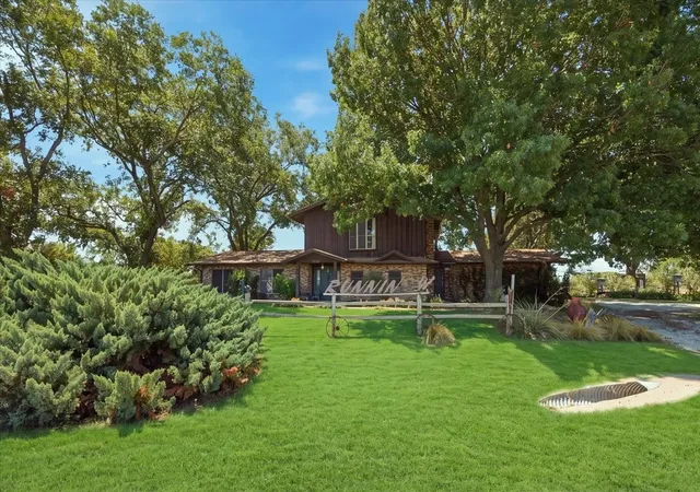 Photo 3 of Single family home for sale at 6221 Hwy 8, Desdemona, TX 76445 | MLS# 21363501 | Listing updated on 2026-10-01