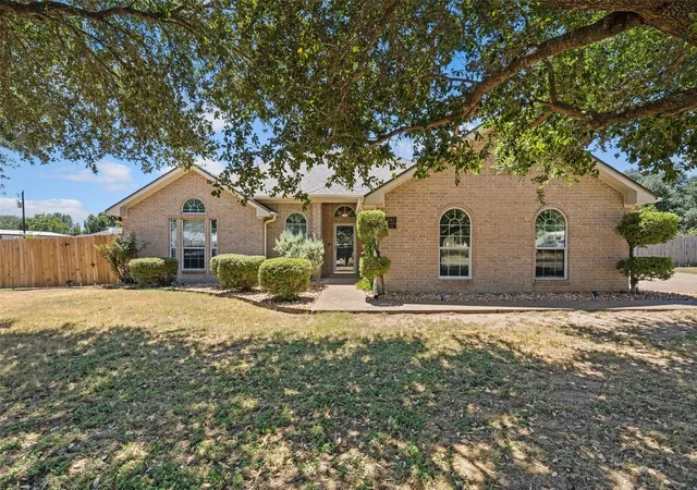 Single family home for sale at 643 Woodard Ln, Bruceville, TX 76630 | MLS# 21363032