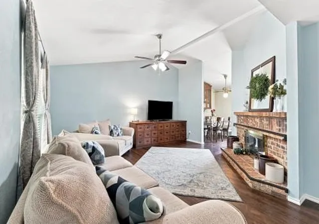 Photo 3 of Sale Pending at 1302 Rivercrest Blvd, Allen, TX 75002 | MLS# 21359541 | Listing updated on 2026-08-29