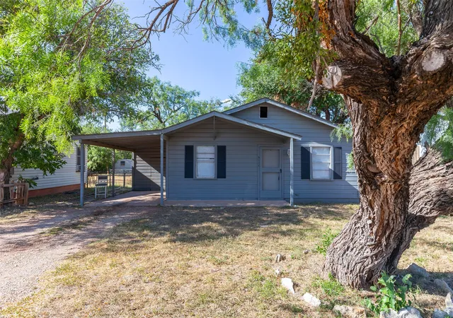 Photo 1 of Sale Pending at 3126 S 4th St, Abilene, TX 79605 | MLS# 21350345 | Listing updated on 2026-09-27