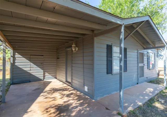 Photo 3 of Sale Pending at 3126 S 4Th St, Abilene, TX 79605 | MLS# 21350345 | Listing updated on 2026-09-27