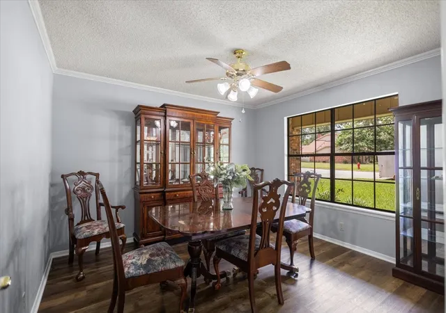 Photo 4 of Single family home for sale at 1100 Foxglove Ln, Tyler, TX 75703 | MLS# 21363563 | Listing updated on 2026-09-28