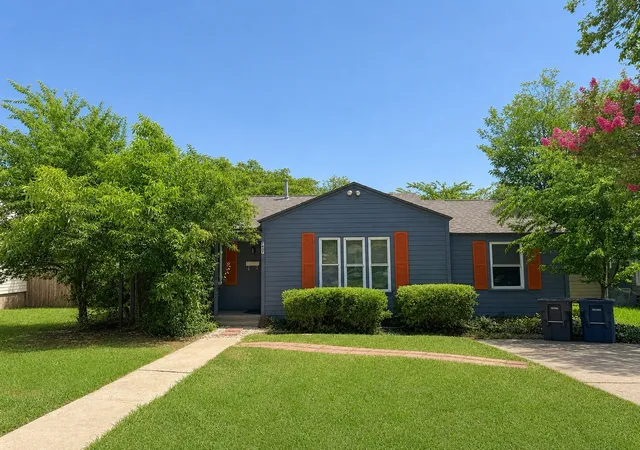Photo 1 of Single family home for sale at 7437 Llano Ave, Fort Worth, TX 76116 | MLS# 21360000 | Listing updated on 2026-08-29