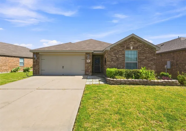 Photo 2 of Single family home for sale at 157 Presidents Wy, Venus, TX 76084 | MLS# 21362563 | Listing updated on 2026-10-07