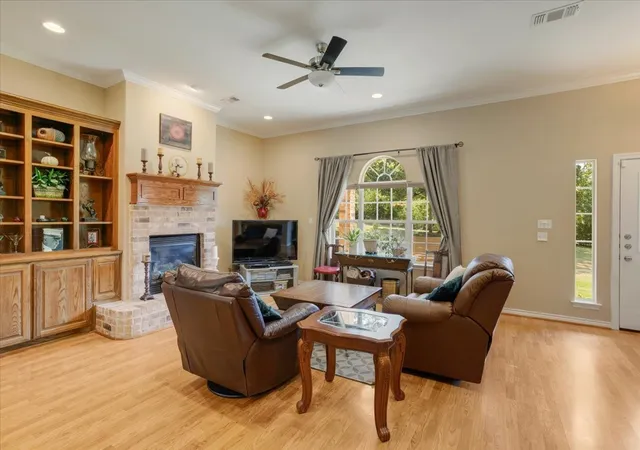 Photo 4 of Single family home for sale at 1091 Cedar Hills Dr, Denison, TX 75021 | MLS# 21337931 | Listing updated on 2026-08-28