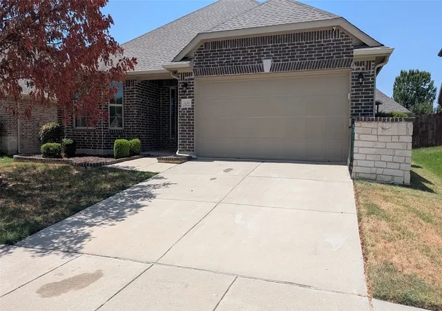 Photo 14 of Single family home for sale at 608 Kinghaven Dr, Little Elm, TX 75068 | MLS# 21360563 | Listing updated on 2026-10-02