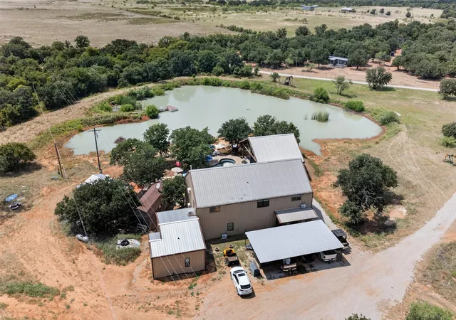 Photo 3 of Single family home for sale at 400 Pumphrey Dr, Loving, TX 76460 | MLS# 21359633 | Listing updated on 2026-08-20