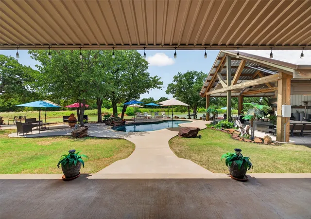 Photo 3 of Single family home for sale at 400 Pumphrey Dr, Loving, TX 76460 | MLS# 21359633 | Listing updated on 2026-08-20