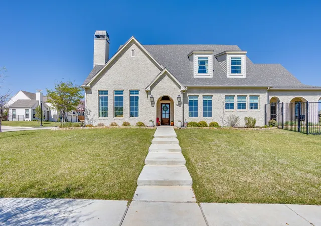 Photo 1 of Single family home for sale at 14000 Rozana St, Aledo, TX 76008 | MLS# 21357630 | Listing updated on 2026-10-04