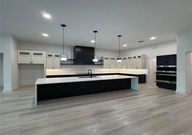 Photo 3 of Single family home for sale at 509 Roberts Run, Sherman, TX 75092 | MLS# 21362460 | Listing updated on 2026-08-22